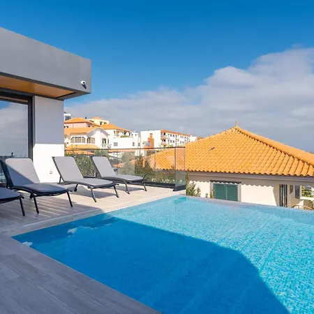 Robbie's Place By Madeira Feriehus Santa Cruz (Madeira)